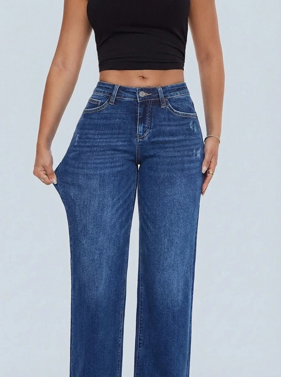 BBL Baggy Jean — Curve-Hugging Fit
