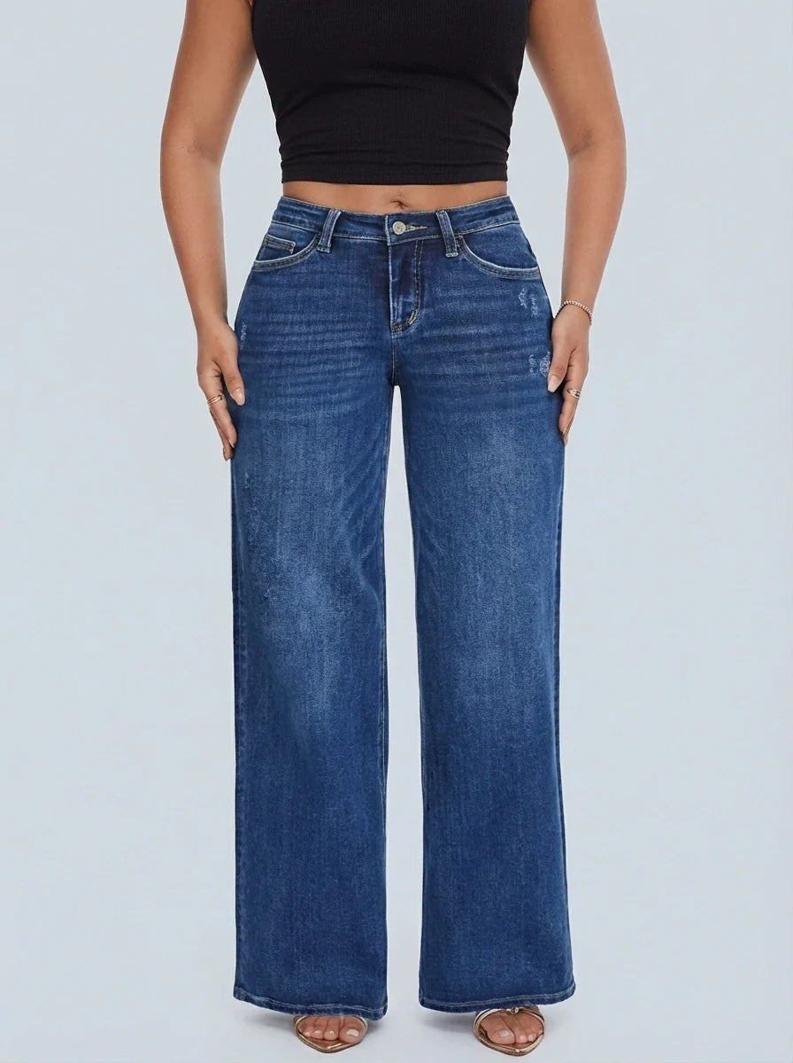 BBL Baggy Jean — Curve-Hugging Fit