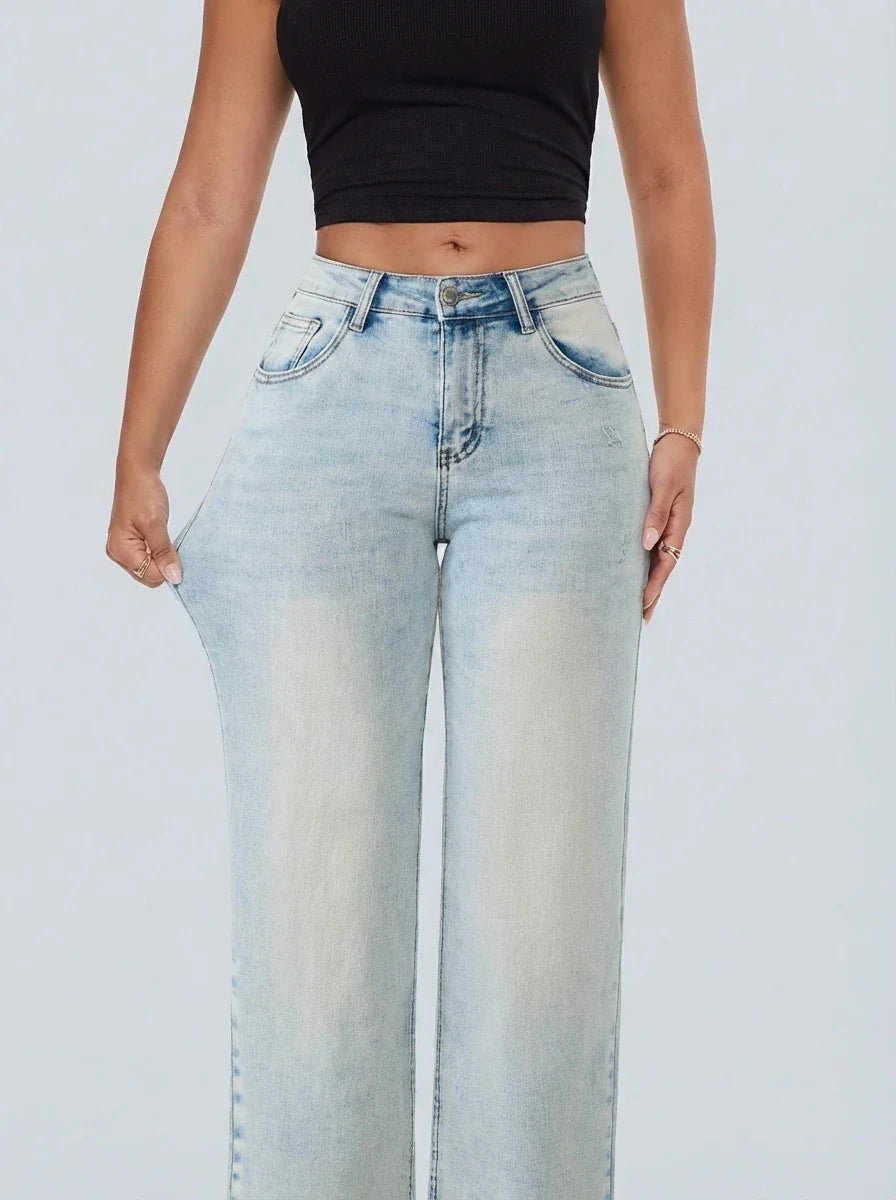 BBL Baggy Jean — Curve-Hugging Fit