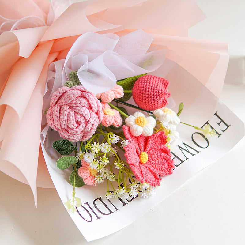 💐 Muttertag 💕 Handgefertigter, zarter gehäkelter Blumenstrauß