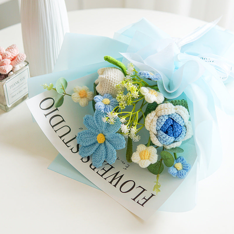 💐 Muttertag 💕 Handgefertigter, zarter gehäkelter Blumenstrauß