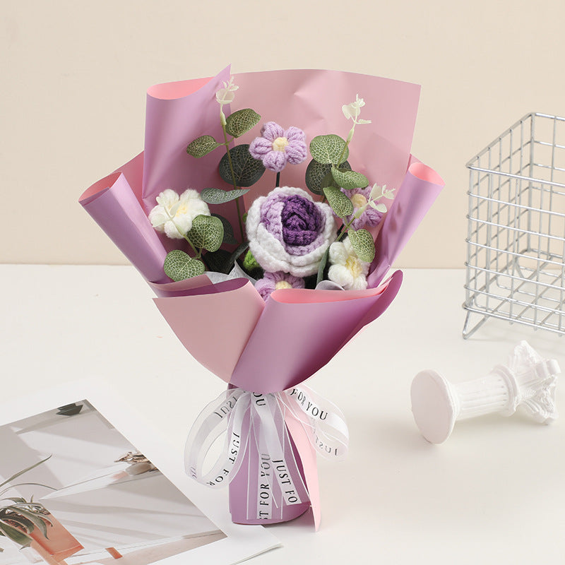 💐 Muttertag 💕 Handgefertigter, zarter gehäkelter Blumenstrauß