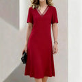👗✨ 50% RABATT! Elegantes Damenkleid mit V-Ausschnitt & Mesh-Details – Anmutig, feminin & perfekt für festliche Anlässe 💫